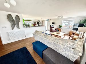 Photo 11- click for photo gallery